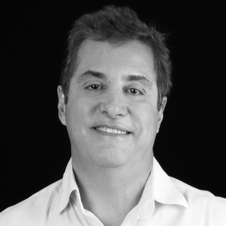 Entrevista com Fernando Oliveira Costa